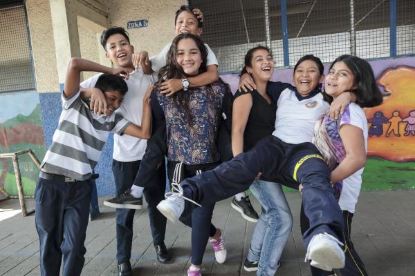 Encarcelar a los niños, niñas y adolescentes no es la solución a la violencia de pandillas en El Salvador